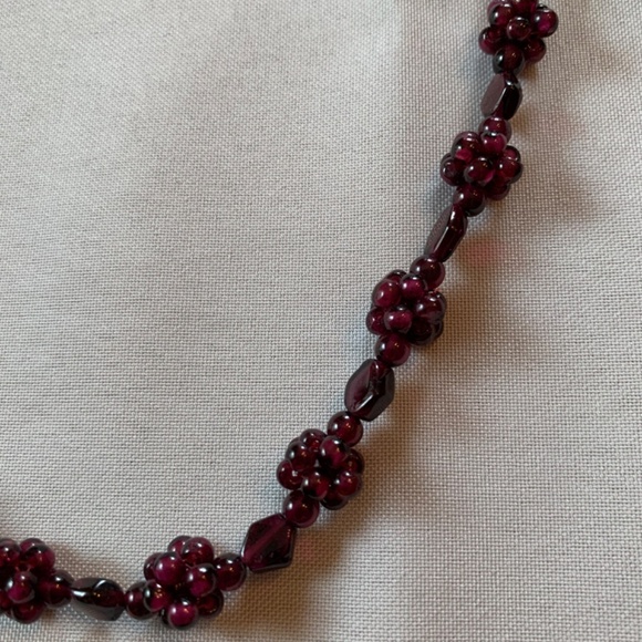 Garnet necklace - Picture 4 of 4